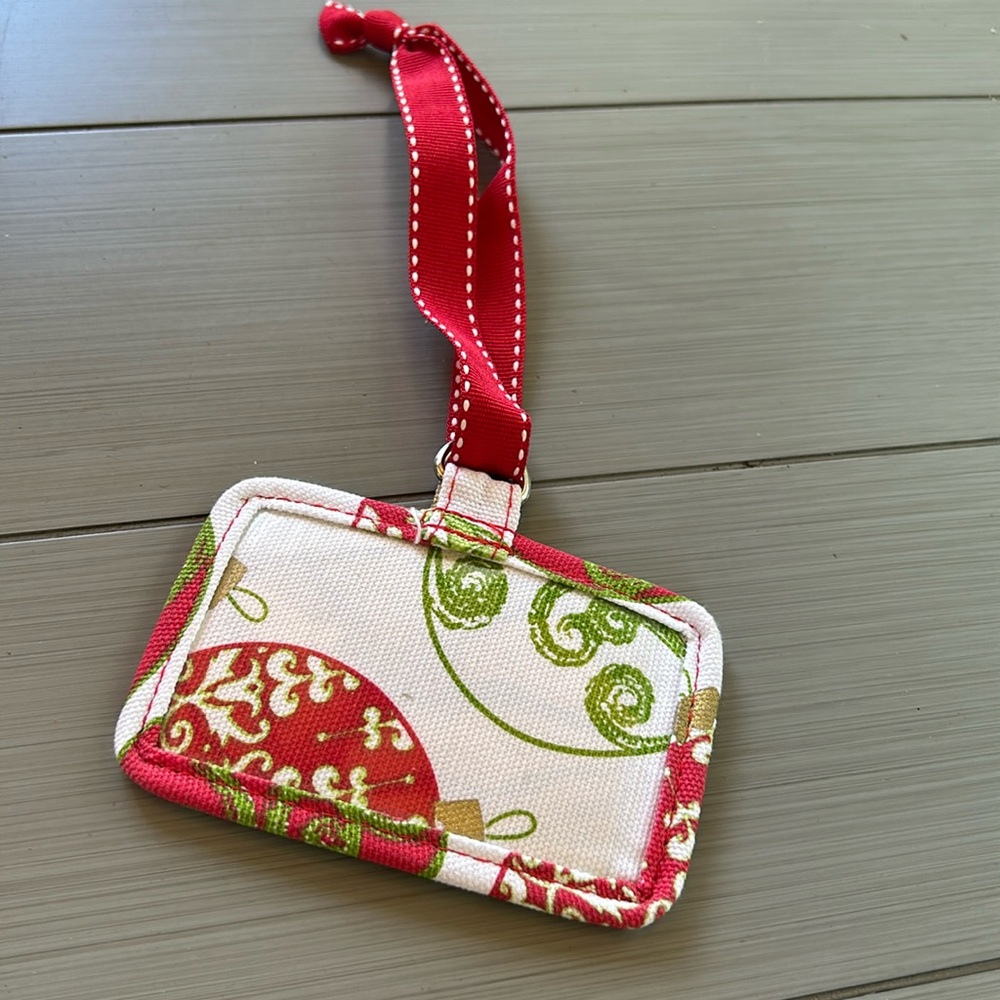 Christmas ornament luggage tag gift card holder thirty-one holiday tag